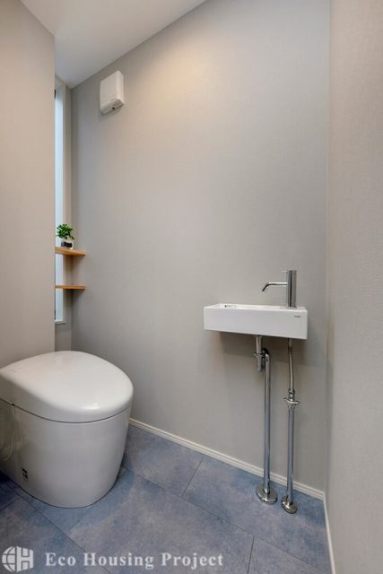 吹き抜けスキップフロア×小下がり和室×アウトドアリビング 家事動線にもこだわった遊び心満載の家