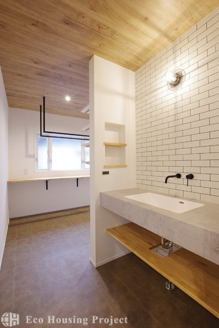 吹き抜け×鉄骨階段×家事ラク！おしゃれなアトリエにもこだわった家