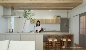 外で趣味を楽しむ、なかにわの家