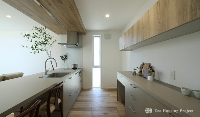 外で趣味を楽しむ、なかにわの家