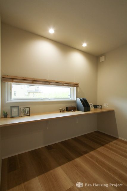 3LDK 平屋!大きな窓×勾配天井で開放感あふれるナチュラルテイストの家