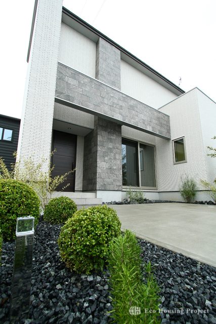 美しいタイル外壁×ラグジュアリーなインテリア!メンテナンスコストを大幅に軽減する高耐久ハウス