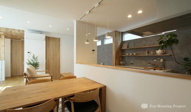 開放感あふれる2階リビング×家事ラクのインナーガレージハウス