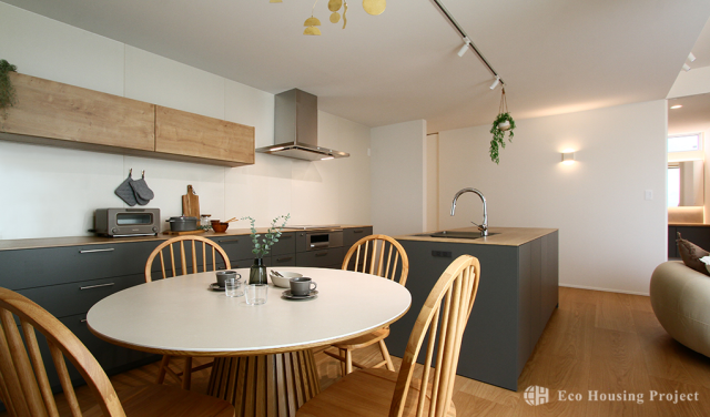 27坪 塗り壁の平屋 心地よさを極めた洗練デザインの住まい